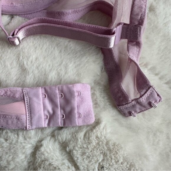 Victoria's Secret | Lilac Leopard Sexy Tee Lined Demi Bra | Size 36DD - Picture 7 of 12